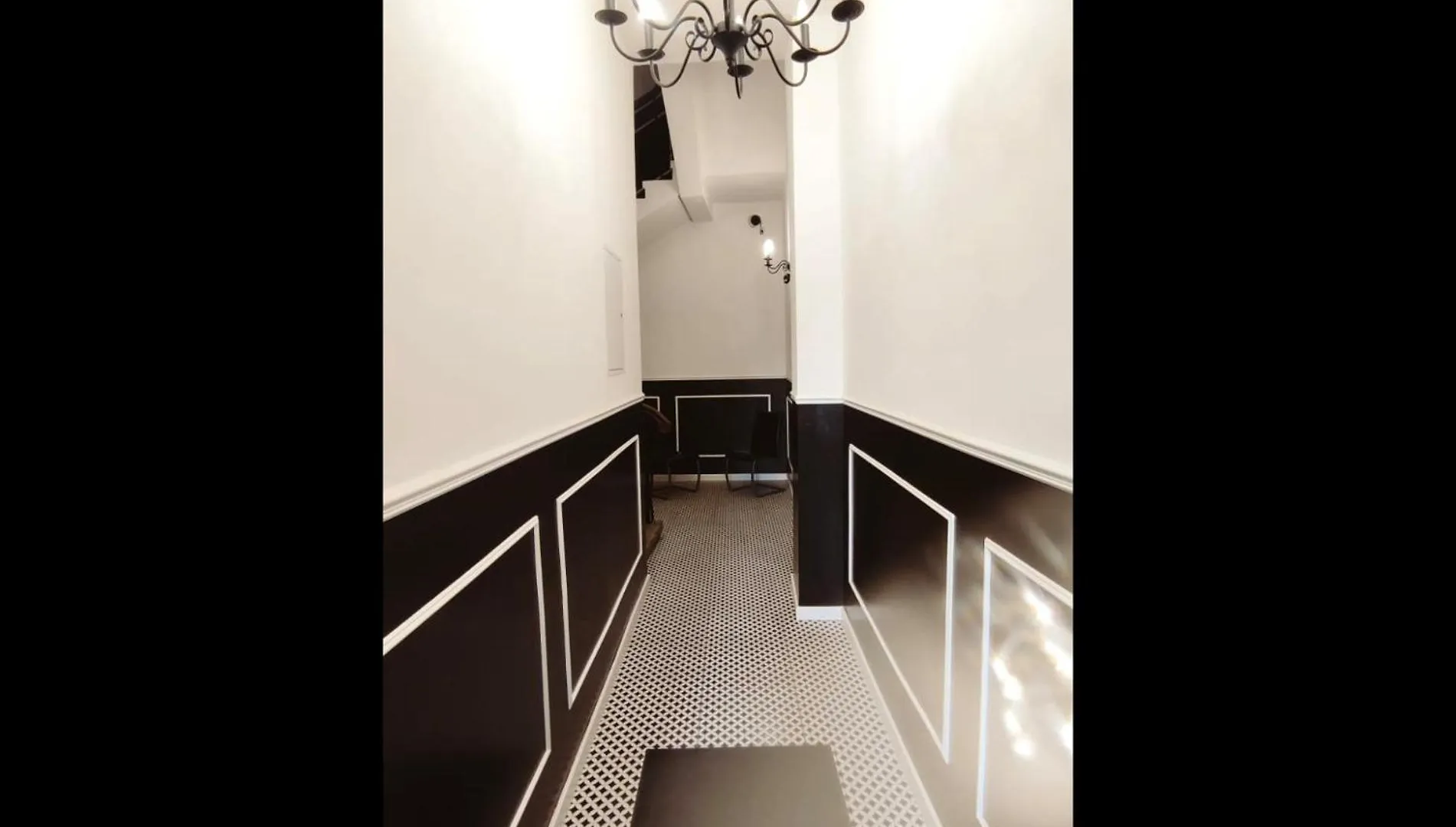 Rabe Old Town Apartment Gdansk - Two-Level Retreat