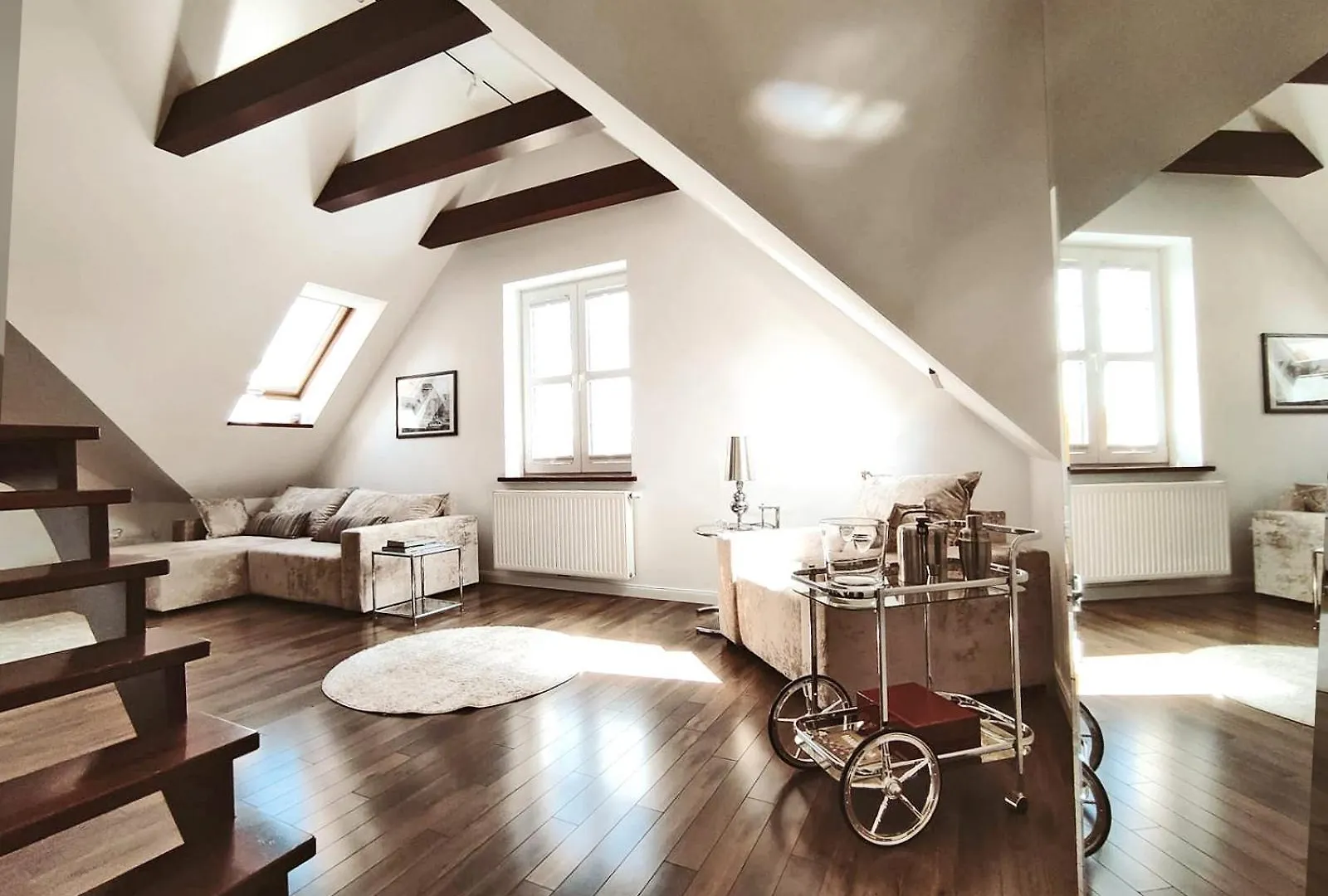 Rabe Old Town Apartment Gdansk - Two-Level Retreat